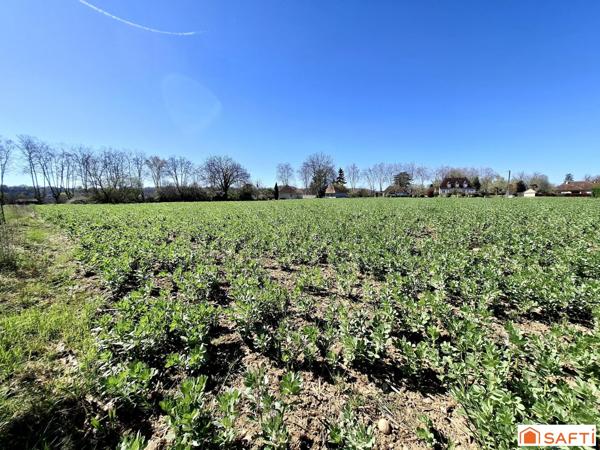 Terrain à bâtir de 8593m2 ou divisible en lots