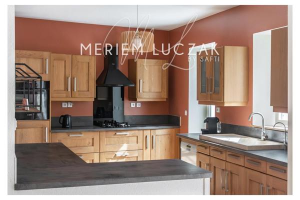 COUP DE CŒUR – Maison de charme avec dépendance – 195 m² – Terrain 660 m² – Chavenay