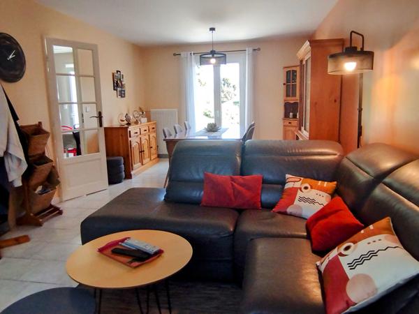 Maison Saintes 4 pièce(s) 110 m2 Quartier REVOUVRANCE