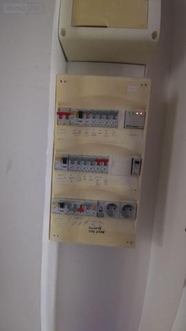 Local mixte (Pro/Hab) à vendre à Lanmeur dans le Finistère (29620), ref : iMML   
Centre ville