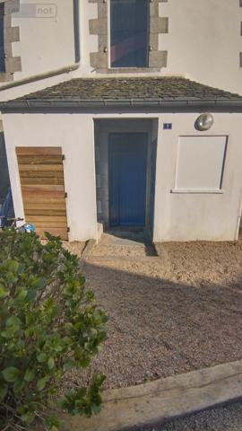 Local mixte (Pro/Hab) à vendre à Lanmeur dans le Finistère (29620), ref : iMML   
Centre ville