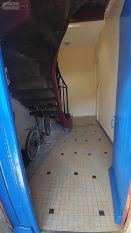 Local mixte (Pro/Hab) à vendre à Lanmeur dans le Finistère (29620), ref : iMML   
Centre ville