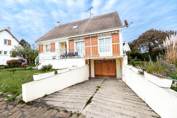 Maison familiale avec sous-sol