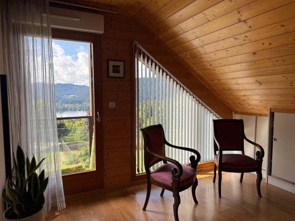 Chalet exceptionnel avec vue imprenable sur le lac