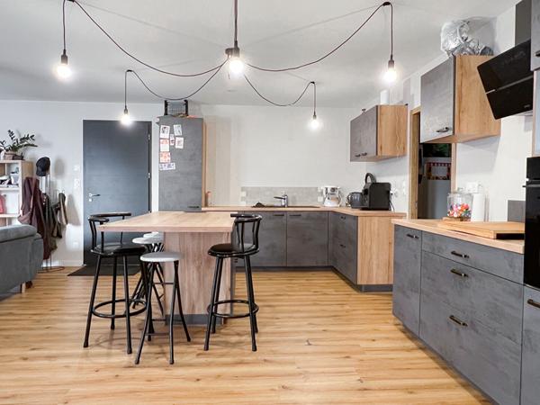 Maison totalement de plain pied à Tiercé - 4 chambres - 150 m2- jardin