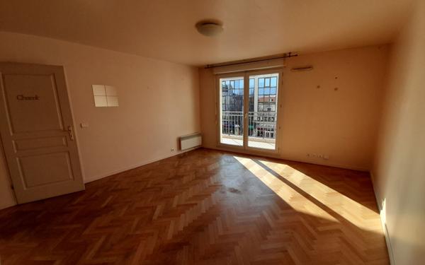 Appartement à vendre    2 pièces • 45,53 m2 Antony
