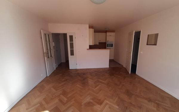 Appartement à vendre    2 pièces • 45,53 m2 Antony