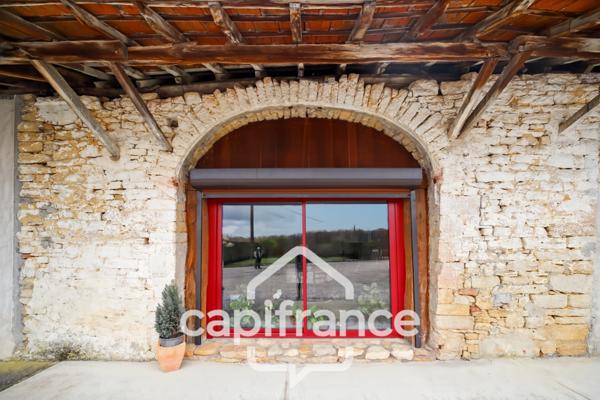 Ancienne ferme bressane, 3 chambres avec grand terrain et dépendances – Au calme, proche de Lons-le-Saunier (39000)