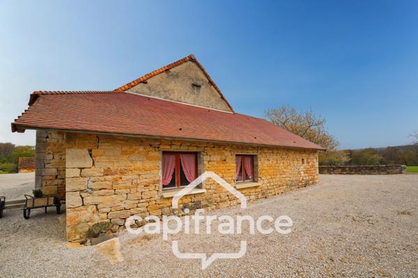 Ancienne ferme bressane, 3 chambres avec grand terrain et dépendances – Au calme, proche de Lons-le-Saunier (39000)