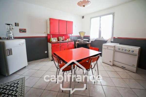 Ancienne ferme bressane, 3 chambres avec grand terrain et dépendances – Au calme, proche de Lons-le-Saunier (39000)