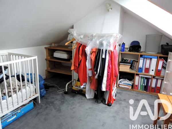 Maison à vendre 7 pièces 144,87 m² Voisins-le-Bretonneux