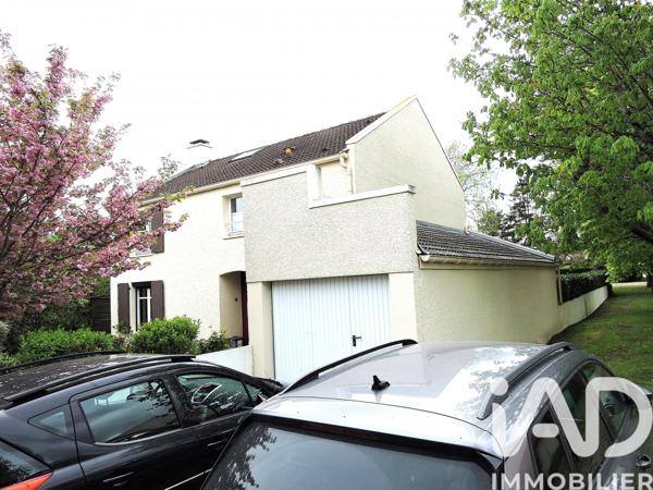 Maison à vendre 7 pièces 144,87 m² Voisins-le-Bretonneux