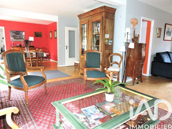 Maison à vendre 7 pièces 144,87 m² Voisins-le-Bretonneux