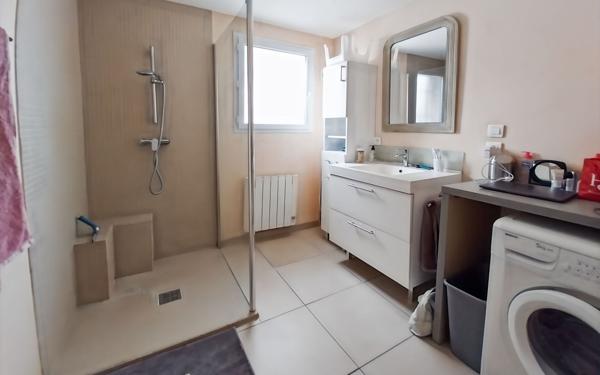 Maison à louer    2 pièces •  Pinet