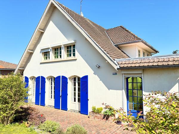 Maison spacieuse 7 pièces à vendre à Saint Quentin - Quartier Europe Rémicourt