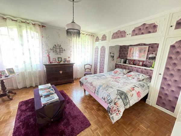 Maison spacieuse 7 pièces à vendre à Saint Quentin - Quartier Europe Rémicourt