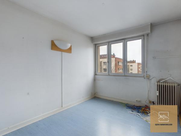 Dunkerque (59140) Appartement T3 de 84 m² à rénover – Place de la République, Dunkerque