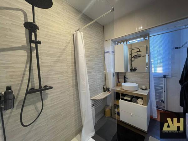 EXCLUSIVITÉ - APPARTEMENT T4 - ST MARC LE GUELMEUR - PARFAIT ÉTAT - SECTEUR CALME -