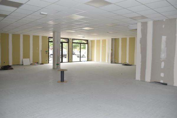 A vendre AIRVAULT Local commercial