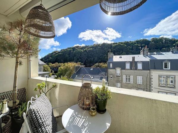A VENDRE QUIMPER PALAIS DE JUSTICE Appartement 5 pièces 105 m2 dernier étage