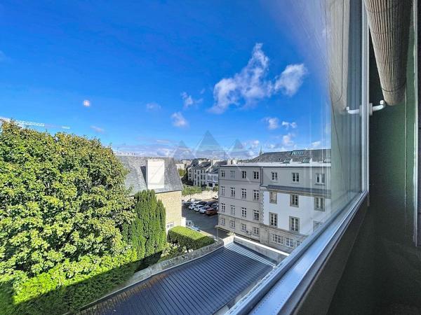 A VENDRE QUIMPER PALAIS DE JUSTICE Appartement 5 pièces 105 m2 dernier étage