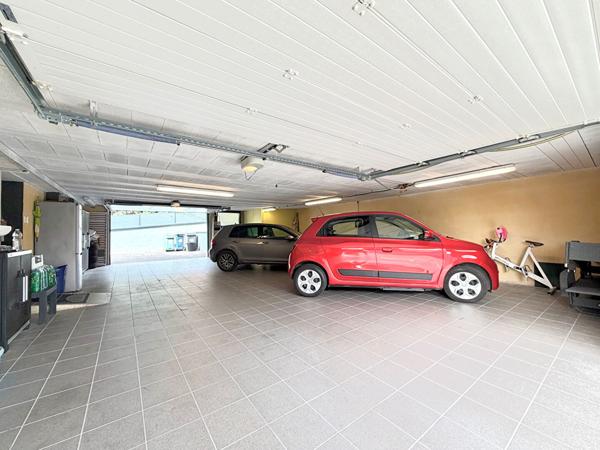 Villa contemporaine d'exception de 300 m² à Sorbiers