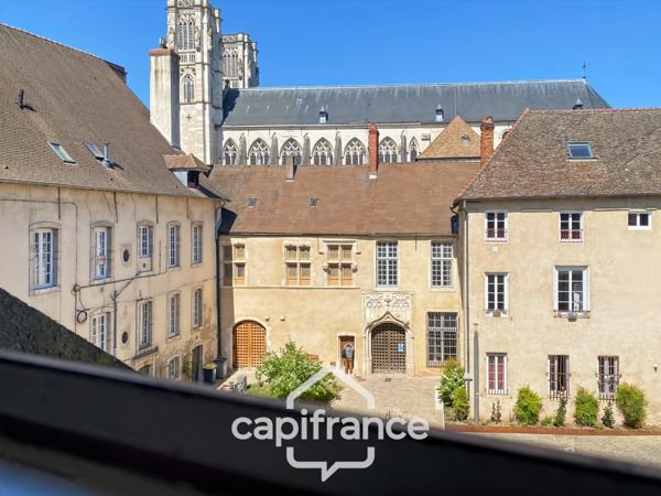 Appartement à vendre 7 pièces  (71)