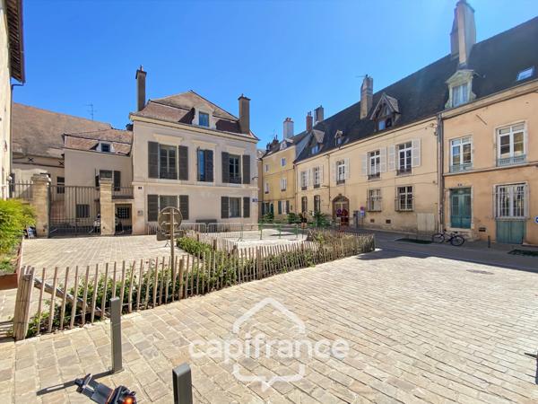 Appartement à vendre 7 pièces  (71)