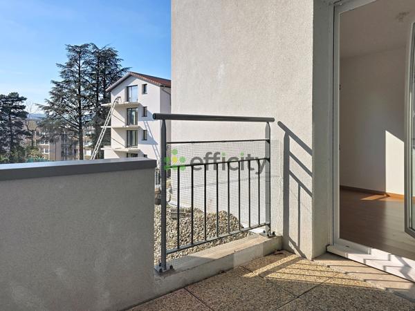 Appartement 2 pièces - 45 m² Exclusivité efficity