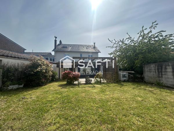 Rare sur le marché ! Maison 4 chambres avec un plateau de 150 m² exploitable en rez-de chaussée !