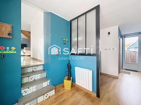 Rare sur le marché ! Maison 4 chambres avec un plateau de 150 m² exploitable en rez-de chaussée !