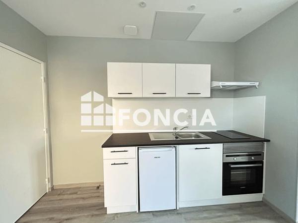 Location Appartement 2 pièces 36 m² - 98 RUE VAYRINGE Nancy 54000