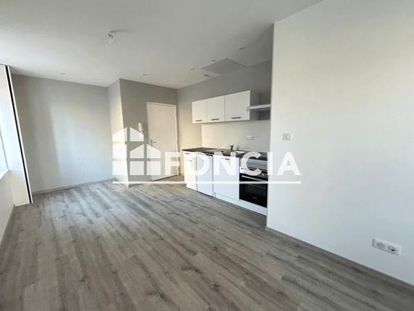 Location Appartement 2 pièces 36 m² - 98 RUE VAYRINGE Nancy 54000