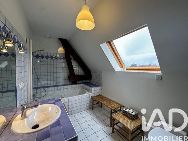 Maison à vendre 10 pièces 370 m² Le Neubourg