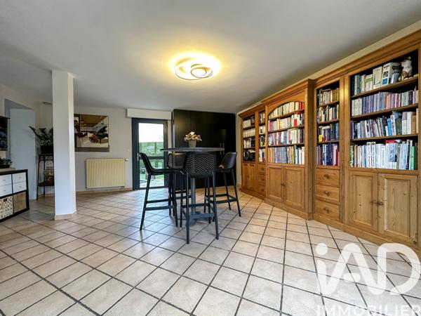 Maison à vendre 10 pièces 370 m² Le Neubourg