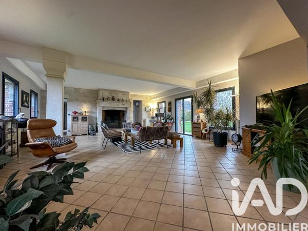 Maison à vendre 10 pièces 370 m² Le Neubourg