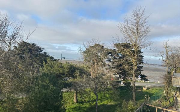 Maison à vendre    5 pièces •  Port-des-Barques