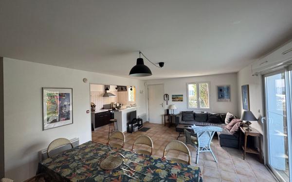 Maison à vendre    5 pièces •  Port-des-Barques