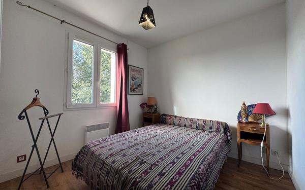 Maison à vendre    5 pièces •  Port-des-Barques