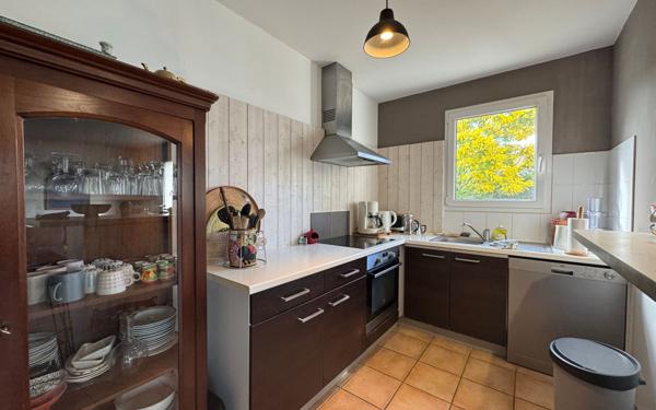 Maison à vendre    5 pièces •  Port-des-Barques