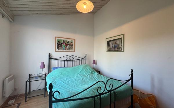 Maison à vendre    5 pièces •  Port-des-Barques