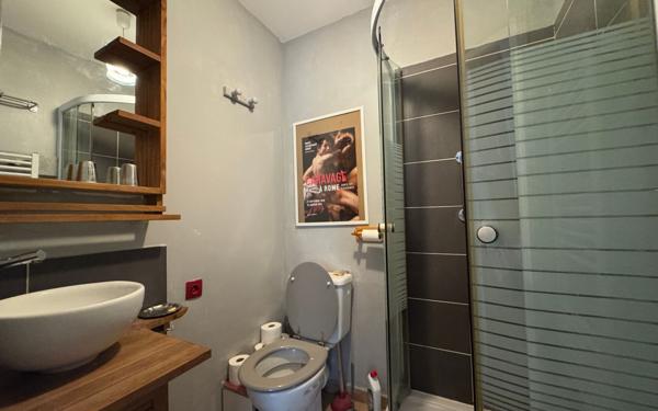 Maison à vendre    5 pièces •  Port-des-Barques