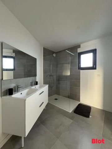 Maison 5 pièce(s)