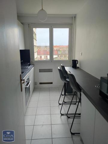 Location appartement La Roche-sur-Yon (85000) 1 pièce 9m²