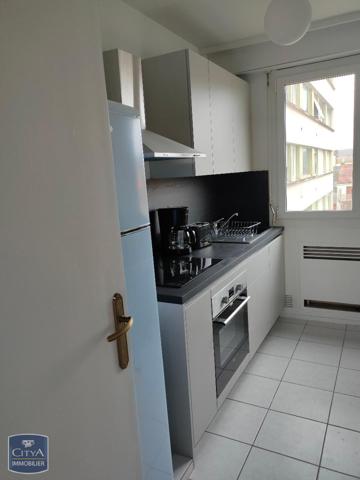Location appartement La Roche-sur-Yon (85000) 1 pièce 9m²
