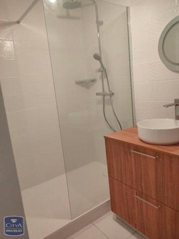 Location appartement La Roche-sur-Yon (85000) 1 pièce 9m²