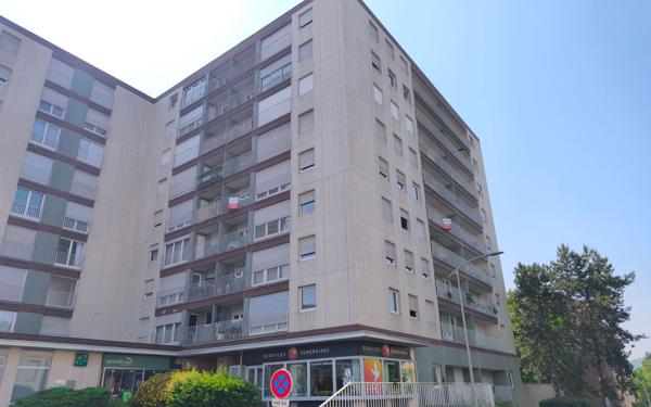 Appartement à vendre    5 pièces • 118,92 m2 Montigny-lès-Metz