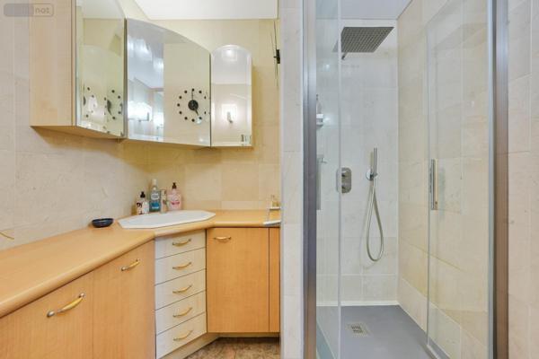 Appartement à vendre à Paris 20e arrondissement à Paris (75020), ref : 3 P. HERMITAGE PARIS20   
BELLE VILLE