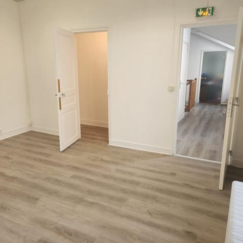 Bureaux Charenton Le Pont 37 m2