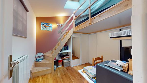 RARE - QUARTIER UNIVERSITE - MAISON 6 PIECES